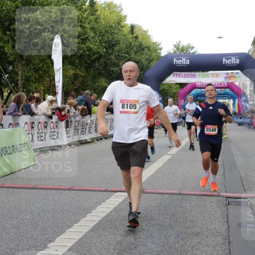 06.09.2026 - CURREX Alsterlauf Yannick Fuchs http://msf.ph/oto/10183219 06.09.2026 09:56:13 Ziel 2085, 2171, 2548, 2805, 3225, 3486, 3571, 3830, 4111, 4365, 4715, 4809, 5085, 5095, 5206, 5682, 6170, 6441, 8105, 8170 meine-sportfotos.de