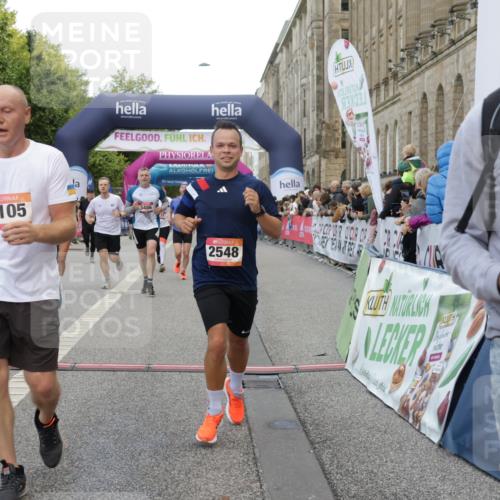 06.09.2026 - CURREX Alsterlauf Yannick Fuchs http://msf.ph/oto/10183255 06.09.2026 09:56:14 Ziel 2085, 2171, 2548, 3486, 3571, 4111, 4365, 4715, 4809, 5085, 5095, 5206, 5682, 6170, 6416, 6441, 8105, 8170 meine-sportfotos.de