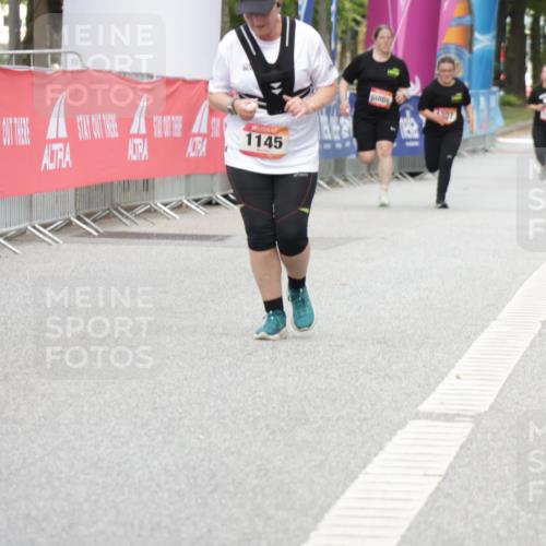 06.09.2026 - CURREX Alsterlauf Yannick Fuchs http://msf.ph/oto/10183259 06.09.2026 12:12:13 Ziel 1134 meine-sportfotos.de