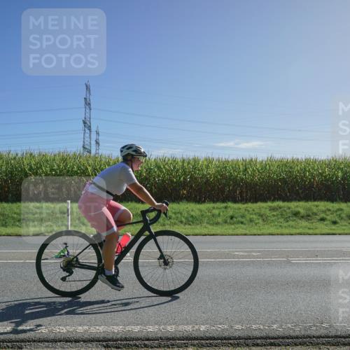 06.09.2026 - 20. Norderstedt Triathlon Michael Burmester http://msf.ph/oto/10183279 06.09.2026 10:32:31 Radfahren 1217 meine-sportfotos.de