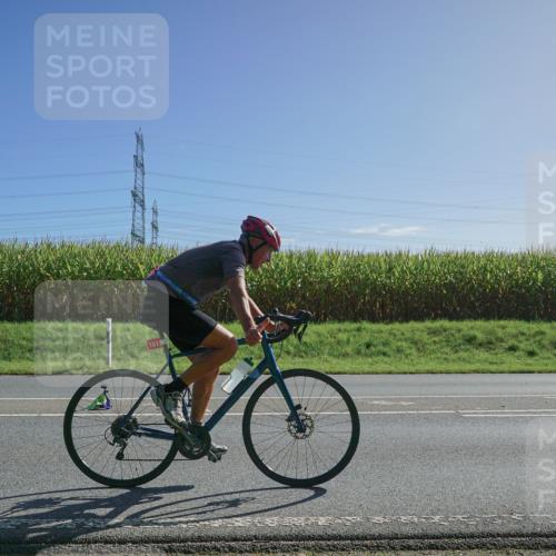 06.09.2026 - 20. Norderstedt Triathlon Michael Burmester http://msf.ph/oto/10183283 06.09.2026 10:32:49 Radfahren 1511 meine-sportfotos.de