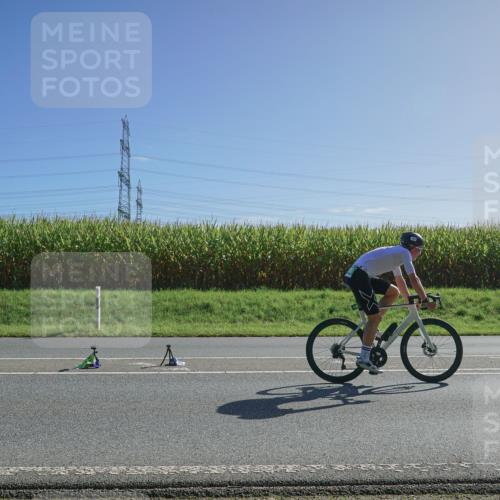 06.09.2026 - 20. Norderstedt Triathlon Michael Burmester http://msf.ph/oto/10183314 06.09.2026 10:33:32 Radfahren 735, 1214, 1227 meine-sportfotos.de