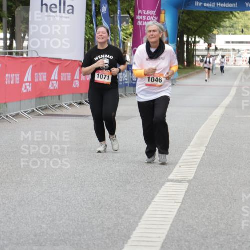 06.09.2026 - CURREX Alsterlauf Yannick Fuchs http://msf.ph/oto/10183384 06.09.2026 12:12:36 Ziel 1046 meine-sportfotos.de