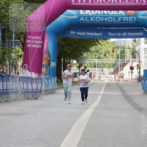 06.09.2026 - CURREX Alsterlauf Yannick Fuchs http://msf.ph/oto/10183495 06.09.2026 12:13:22 Ziel  meine-sportfotos.de