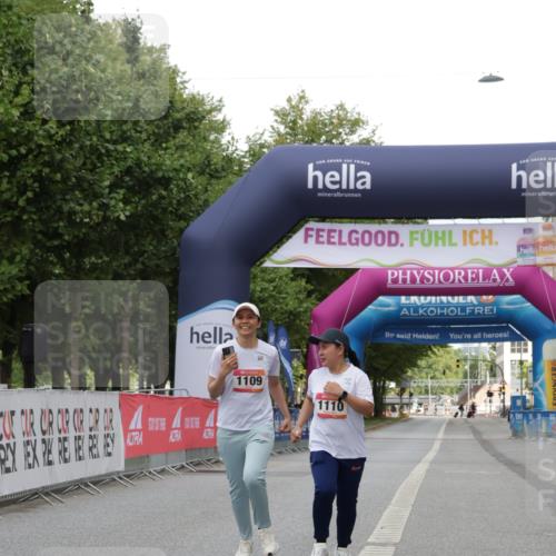 06.09.2026 - CURREX Alsterlauf Yannick Fuchs http://msf.ph/oto/10183574 06.09.2026 12:13:38 Ziel 1109, 1110 meine-sportfotos.de