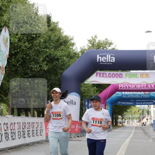 06.09.2026 - CURREX Alsterlauf Yannick Fuchs http://msf.ph/oto/10183625 06.09.2026 12:13:39 Ziel 1109, 1110 meine-sportfotos.de