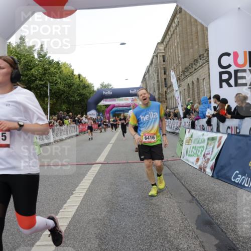 06.09.2026 - CURREX Alsterlauf Yannick Fuchs http://msf.ph/oto/10183763 06.09.2026 09:56:20 Ziel 2085, 2548, 3486, 3571, 4057, 4715, 5682, 5841, 6416, 6441, 8105, 8134 meine-sportfotos.de