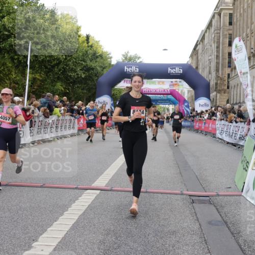 06.09.2026 - CURREX Alsterlauf Yannick Fuchs http://msf.ph/oto/10183934 06.09.2026 09:56:23 Ziel 2085, 2341, 3486, 3577, 4057, 4715, 4933, 5332, 5473, 5682, 5841, 6416, 6441, 8131, 8134 meine-sportfotos.de