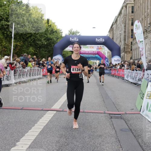 06.09.2026 - CURREX Alsterlauf Yannick Fuchs http://msf.ph/oto/10183965 06.09.2026 09:56:23 Ziel 2085, 2341, 3486, 3577, 4057, 4715, 4933, 5332, 5473, 5682, 5841, 6416, 6441, 8131, 8134 meine-sportfotos.de