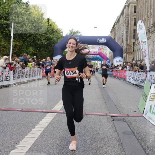 06.09.2026 - CURREX Alsterlauf Yannick Fuchs http://msf.ph/oto/10184011 06.09.2026 09:56:24 Ziel 2085, 2188, 2341, 3577, 4057, 4715, 4933, 5332, 5473, 5586, 5682, 5807, 5841, 6416, 6441, 8131, 8134 meine-sportfotos.de