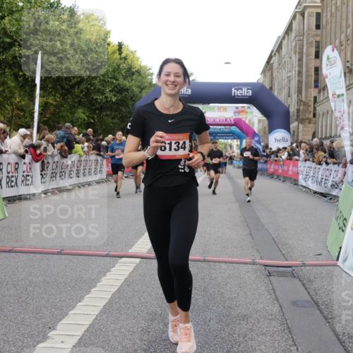 06.09.2026 - CURREX Alsterlauf Yannick Fuchs http://msf.ph/oto/10184035 06.09.2026 09:56:24 Ziel 2085, 2188, 2341, 3577, 4057, 4715, 4933, 5332, 5473, 5586, 5682, 5807, 5841, 6416, 6441, 8131, 8134 meine-sportfotos.de