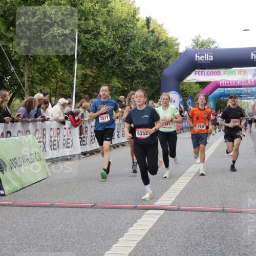 06.09.2026 - CURREX Alsterlauf Yannick Fuchs http://msf.ph/oto/10184207 06.09.2026 09:56:26 Ziel 2188, 2341, 3577, 4057, 4933, 5332, 5473, 5586, 5807, 5841, 6416, 8131, 8134 meine-sportfotos.de