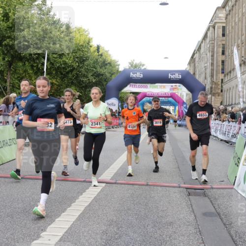 06.09.2026 - CURREX Alsterlauf Yannick Fuchs http://msf.ph/oto/10184301 06.09.2026 09:56:27 Ziel 2188, 2341, 2620, 3577, 4057, 4933, 5332, 5473, 5586, 5807, 5841, 8131, 8134 meine-sportfotos.de