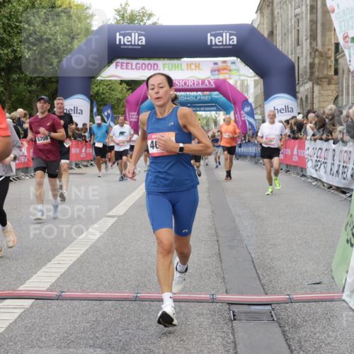 06.09.2026 - CURREX Alsterlauf Yannick Fuchs http://msf.ph/oto/10184838 06.09.2026 09:56:33 Ziel 2188, 2341, 2620, 3116, 3577, 4059, 4088, 4575, 4933, 5332, 5473, 5586, 5591, 5708, 5807, 6091, 6269, 8131 meine-sportfotos.de