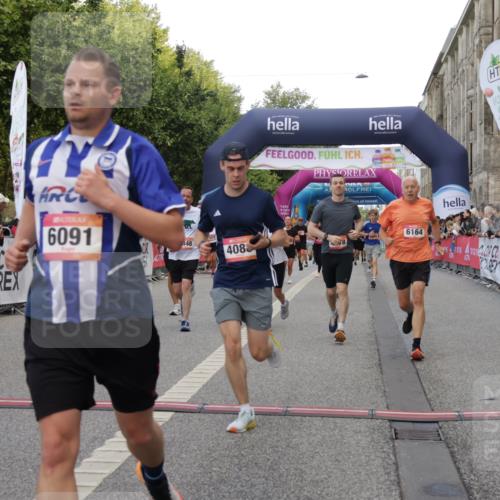 06.09.2026 - CURREX Alsterlauf Yannick Fuchs http://msf.ph/oto/10185423 06.09.2026 09:56:38 Ziel 2338, 2620, 3116, 3365, 3606, 4059, 4088, 4278, 4575, 5026, 5591, 5708, 5848, 6091, 6164, 6269, 8080, 8132 meine-sportfotos.de