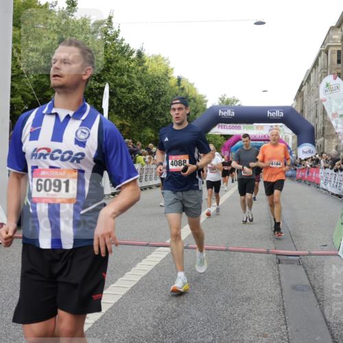 06.09.2026 - CURREX Alsterlauf Yannick Fuchs http://msf.ph/oto/10185445 06.09.2026 09:56:38 Ziel 2338, 2620, 3116, 3365, 3606, 4059, 4088, 4278, 4575, 5026, 5591, 5708, 5848, 6091, 6164, 6269, 8080, 8132 meine-sportfotos.de