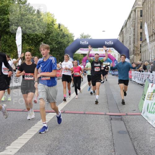 06.09.2026 - CURREX Alsterlauf Yannick Fuchs http://msf.ph/oto/10185963 06.09.2026 09:56:44 Ziel 2338, 2647, 2648, 2927, 3123, 3365, 3606, 3638, 4088, 4278, 4422, 4575, 5011, 5026, 5312, 5313, 5411, 5412, 5413, 5414, 5591, 5848, 6048, 6091, 6159, 6164, 8080, 8132 meine-sportfotos.de