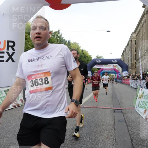 06.09.2026 - CURREX Alsterlauf Yannick Fuchs http://msf.ph/oto/10186747 06.09.2026 09:56:51 Ziel 2236, 2647, 2648, 2927, 3123, 3638, 3689, 4126, 4422, 4717, 5011, 5312, 5313, 5411, 5412, 5413, 5414, 5543, 5719, 5973, 6048, 6159 meine-sportfotos.de