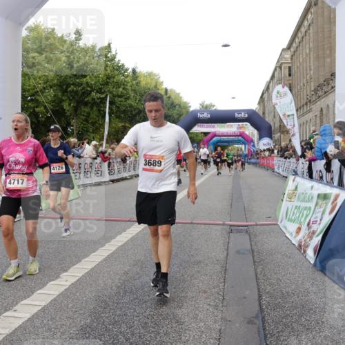 06.09.2026 - CURREX Alsterlauf Yannick Fuchs http://msf.ph/oto/10187114 06.09.2026 09:56:55 Ziel 2236, 2931, 3587, 3609, 3638, 3689, 4126, 4717, 5312, 5313, 5543, 5575, 5719, 5939, 5973, 8200 meine-sportfotos.de