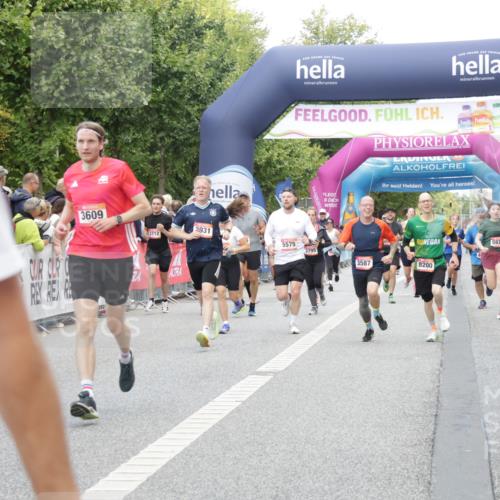 06.09.2026 - CURREX Alsterlauf Yannick Fuchs http://msf.ph/oto/10187169 06.09.2026 09:56:56 Ziel 2236, 2931, 3587, 3609, 3638, 3689, 3712, 4126, 4717, 5312, 5313, 5543, 5571, 5575, 5719, 5939, 5973, 6115, 8200 meine-sportfotos.de