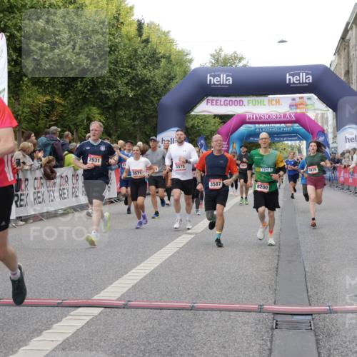 06.09.2026 - CURREX Alsterlauf Yannick Fuchs http://msf.ph/oto/10187336 06.09.2026 09:56:57 Ziel 2236, 2931, 3587, 3609, 3689, 3712, 3795, 4014, 4126, 4717, 4740, 5543, 5571, 5575, 5719, 5939, 5973, 6115, 8200 meine-sportfotos.de