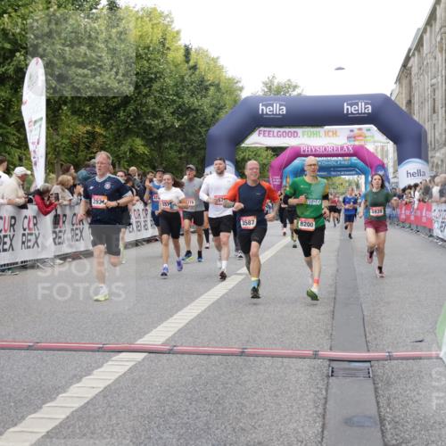 06.09.2026 - CURREX Alsterlauf Yannick Fuchs http://msf.ph/oto/10187413 06.09.2026 09:56:58 Ziel 2236, 2931, 3050, 3587, 3609, 3689, 3712, 3795, 4014, 4126, 4717, 4740, 5571, 5575, 5719, 5939, 6055, 6115, 8200 meine-sportfotos.de