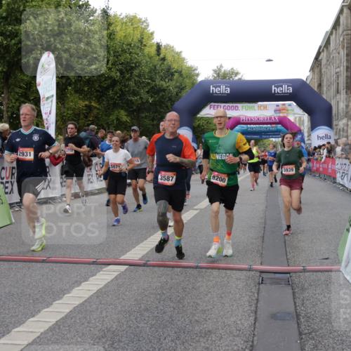 06.09.2026 - CURREX Alsterlauf Yannick Fuchs http://msf.ph/oto/10187543 06.09.2026 09:56:59 Ziel 2165, 2236, 2931, 3050, 3519, 3520, 3587, 3609, 3689, 3712, 3795, 4014, 4126, 4717, 4740, 5571, 5575, 5719, 5939, 6055, 6115, 8200 meine-sportfotos.de