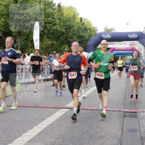 06.09.2026 - CURREX Alsterlauf Yannick Fuchs http://msf.ph/oto/10187567 06.09.2026 09:56:59 Ziel 2165, 2236, 2931, 3050, 3519, 3520, 3587, 3609, 3689, 3712, 3795, 4014, 4126, 4717, 4740, 5571, 5575, 5719, 5939, 6055, 6115, 8200 meine-sportfotos.de