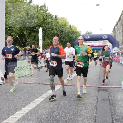 06.09.2026 - CURREX Alsterlauf Yannick Fuchs http://msf.ph/oto/10187623 06.09.2026 09:57:00 Ziel 2165, 2931, 3050, 3519, 3520, 3587, 3609, 3689, 3690, 3712, 3795, 4014, 4126, 4717, 4740, 5571, 5575, 5719, 5939, 6055, 6115, 8200 meine-sportfotos.de