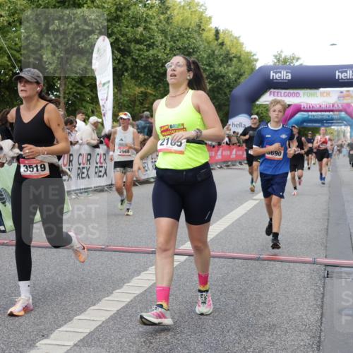 06.09.2026 - CURREX Alsterlauf Yannick Fuchs http://msf.ph/oto/10188022 06.09.2026 09:57:05 Ziel 2165, 2931, 2968, 3050, 3519, 3520, 3587, 3690, 3694, 3712, 3795, 4014, 4740, 5166, 5320, 5571, 5575, 5939, 6055, 6115, 8167, 8200 meine-sportfotos.de