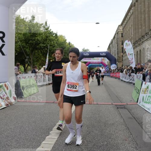 06.09.2026 - CURREX Alsterlauf Yannick Fuchs http://msf.ph/oto/10188330 06.09.2026 10:05:19 Ziel 1239, 2195, 2718, 3011, 3336, 3737, 3838, 4230, 4642, 4769, 4994, 6155, 6242, 6392, 8243 meine-sportfotos.de