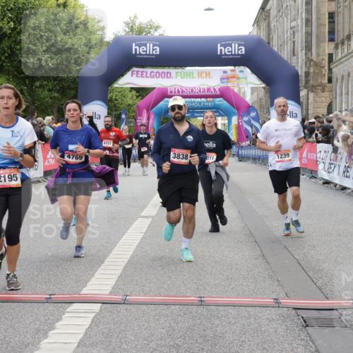 06.09.2026 - CURREX Alsterlauf Yannick Fuchs http://msf.ph/oto/10188406 06.09.2026 10:05:21 Ziel 1239, 2195, 3011, 3336, 3737, 3838, 4151, 4642, 4769, 6155, 6242, 6392, 8243 meine-sportfotos.de