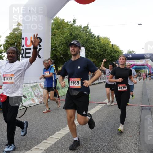 06.09.2026 - CURREX Alsterlauf Yannick Fuchs http://msf.ph/oto/10188664 06.09.2026 09:57:13 Ziel 2056, 2311, 2557, 2968, 3349, 3505, 3622, 3694, 4870, 5166, 5320, 5565, 6071, 6394, 6396, 8107, 8167 meine-sportfotos.de
