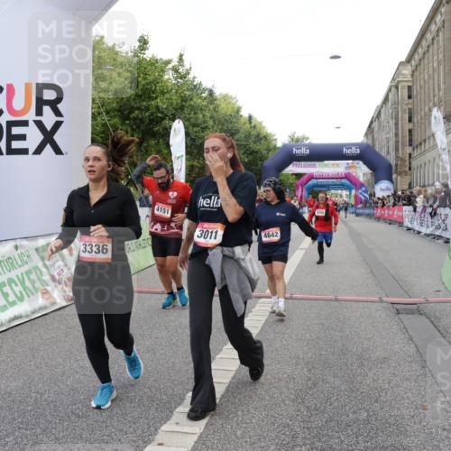 06.09.2026 - CURREX Alsterlauf Yannick Fuchs http://msf.ph/oto/10188707 06.09.2026 10:05:25 Ziel 1239, 2195, 2310, 3011, 3315, 3336, 3527, 3528, 3737, 3838, 3890, 4151, 4642, 4769, 6392, 8243 meine-sportfotos.de