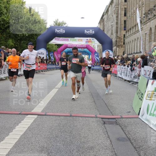 06.09.2026 - CURREX Alsterlauf Yannick Fuchs http://msf.ph/oto/10189002 06.09.2026 09:57:19 Ziel 2056, 2311, 2557, 2900, 3349, 3505, 3622, 3673, 3978, 4870, 5345, 5398, 5565, 6071, 6119, 6279, 6394, 6396, 8093, 8107, 8198 meine-sportfotos.de