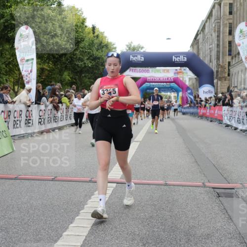 06.09.2026 - CURREX Alsterlauf Yannick Fuchs http://msf.ph/oto/10189015 06.09.2026 10:05:30 Ziel 2310, 3011, 3315, 3336, 3527, 3528, 3890, 4151, 4152, 4511, 4642, 5349 meine-sportfotos.de