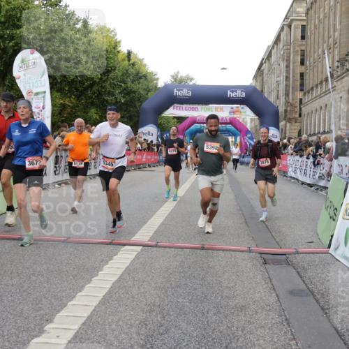 06.09.2026 - CURREX Alsterlauf Yannick Fuchs http://msf.ph/oto/10189052 06.09.2026 09:57:19 Ziel 2056, 2311, 2557, 2900, 3349, 3505, 3622, 3673, 3978, 4870, 5345, 5398, 5565, 6071, 6119, 6279, 6394, 6396, 8093, 8107, 8198 meine-sportfotos.de