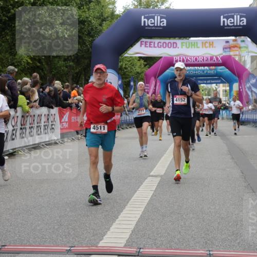 06.09.2026 - CURREX Alsterlauf Yannick Fuchs http://msf.ph/oto/10189088 06.09.2026 10:05:32 Ziel 2310, 3315, 3527, 3528, 3890, 4151, 4152, 4511, 5349, 5373, 5777 meine-sportfotos.de