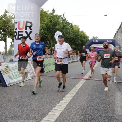 06.09.2026 - CURREX Alsterlauf Yannick Fuchs http://msf.ph/oto/10189121 06.09.2026 09:57:20 Ziel 2311, 2316, 2557, 2900, 3349, 3505, 3622, 3673, 3978, 5345, 5398, 6071, 6119, 6279, 6394, 6396, 8093, 8198 meine-sportfotos.de