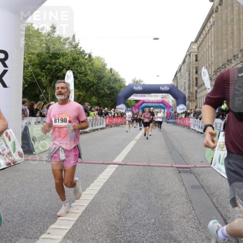 06.09.2026 - CURREX Alsterlauf Yannick Fuchs http://msf.ph/oto/10189274 06.09.2026 09:57:22 Ziel 2311, 2316, 2900, 3673, 3881, 3978, 5345, 5398, 5978, 6119, 6279, 6396, 8093, 8198, 8281 meine-sportfotos.de