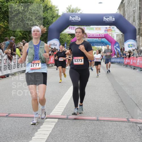 06.09.2026 - CURREX Alsterlauf Yannick Fuchs http://msf.ph/oto/10189344 06.09.2026 10:05:36 Ziel 2310, 3064, 3315, 4152, 4408, 4511, 5135, 5349, 5373, 5405, 5406, 5777, 6458 meine-sportfotos.de