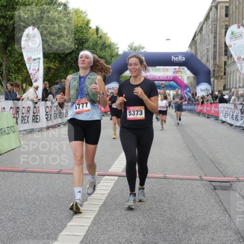 06.09.2026 - CURREX Alsterlauf Yannick Fuchs http://msf.ph/oto/10189402 06.09.2026 10:05:37 Ziel 2310, 3064, 3180, 3314, 3315, 4152, 4408, 4511, 5135, 5349, 5373, 5405, 5406, 5777, 6458 meine-sportfotos.de