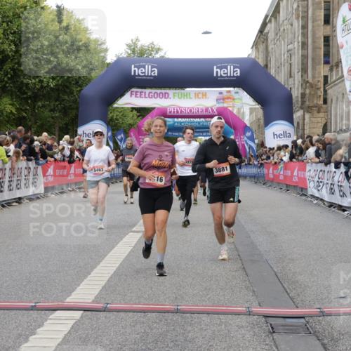 06.09.2026 - CURREX Alsterlauf Yannick Fuchs http://msf.ph/oto/10189430 06.09.2026 09:57:24 Ziel 2316, 2900, 3673, 3881, 3978, 4641, 4859, 5345, 5398, 5463, 5510, 5978, 6119, 6279, 6396, 8093, 8198, 8281 meine-sportfotos.de