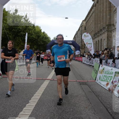 06.09.2026 - CURREX Alsterlauf Yannick Fuchs http://msf.ph/oto/10190156 06.09.2026 10:05:51 Ziel 2047, 2267, 2476, 2659, 3230, 3439, 4130, 4197, 4198, 4481, 4538, 4736, 4737, 4741, 4871, 5070, 5115, 5137, 5390, 5520, 5556, 6045, 6121 meine-sportfotos.de