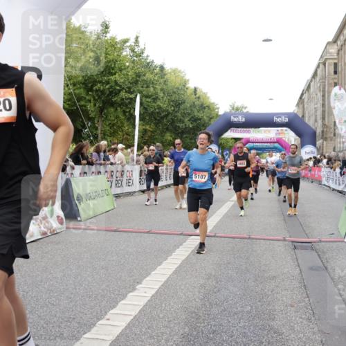06.09.2026 - CURREX Alsterlauf Yannick Fuchs http://msf.ph/oto/10190194 06.09.2026 09:57:36 Ziel 2237, 2242, 2288, 2806, 2966, 3097, 3160, 3236, 3442, 3514, 3559, 3914, 4213, 4224, 4334, 4682, 4859, 5107, 5215, 5510, 5775, 6020, 6042, 6078, 6318, 6365, 8029, 8231 meine-sportfotos.de