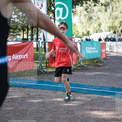 06.09.2026 - 20. Norderstedt Triathlon H.Heesch http://msf.ph/oto/10192502 06.09.2026 09:49:13 Ziel 635, 642, 672, 691 meine-sportfotos.de