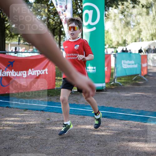 06.09.2026 - 20. Norderstedt Triathlon H.Heesch http://msf.ph/oto/10192504 06.09.2026 09:49:13 Ziel 635, 642, 672, 691 meine-sportfotos.de