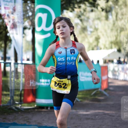 06.09.2026 - 20. Norderstedt Triathlon H.Heesch http://msf.ph/oto/10192538 06.09.2026 09:49:28 Ziel 662, 663 meine-sportfotos.de
