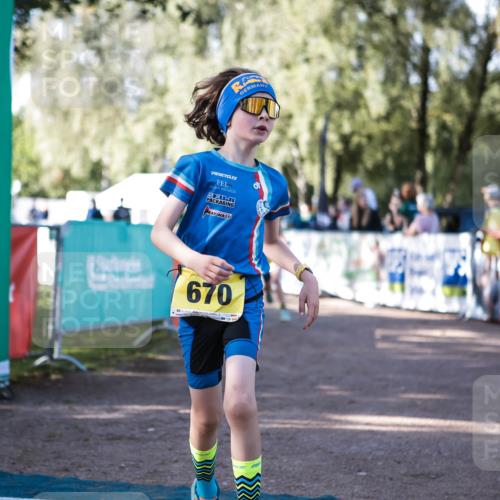 06.09.2026 - 20. Norderstedt Triathlon H.Heesch http://msf.ph/oto/10192581 06.09.2026 09:50:20 Ziel 645, 670 meine-sportfotos.de
