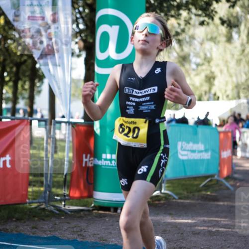06.09.2026 - 20. Norderstedt Triathlon H.Heesch http://msf.ph/oto/10192692 06.09.2026 09:52:14 Ziel 620, 666 meine-sportfotos.de